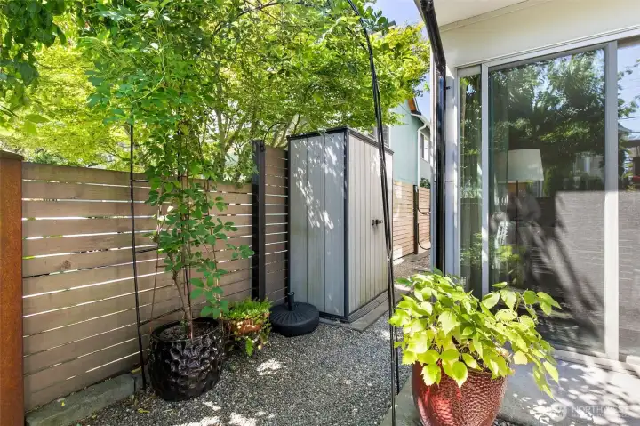 Extra Storage stays with the home Extra Storage stays with the home