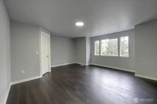 Bonus room with large windows and corner closet, makes great guest room.