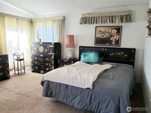 Huge Primary Master Bedroom with Cathedral Ceilings.