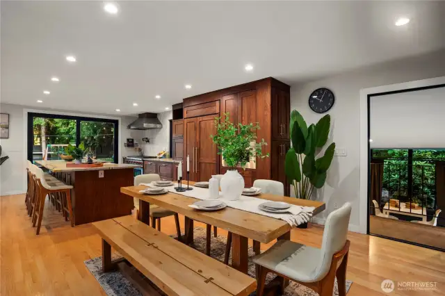 Large Eat in Kitchen