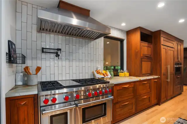 Wolf Range w/Double Oven, Wolf Steam Oven, Bosch Dishwasher & Subzero Fridge/Freezer