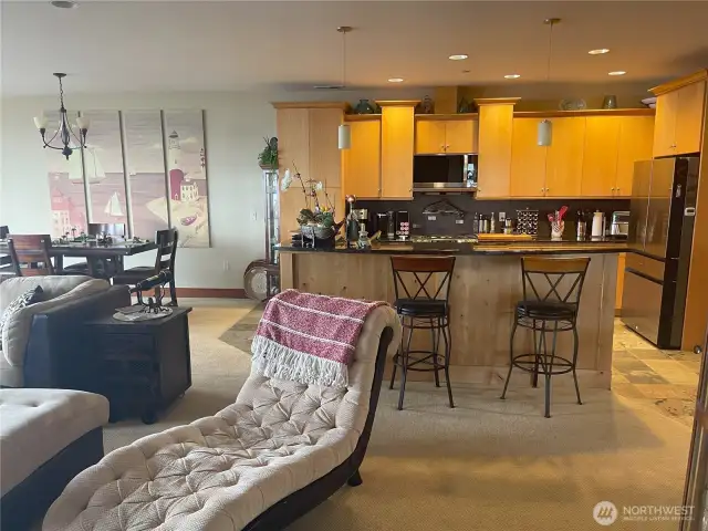 Kitchen has nice eating bar