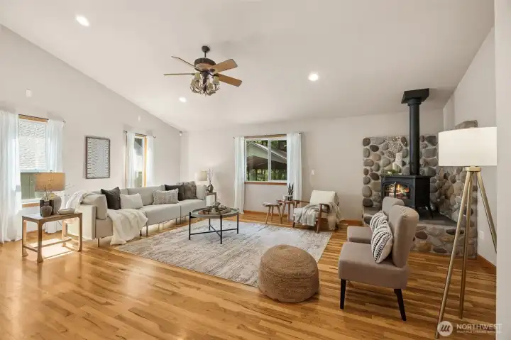 Hickory hard wood flooring.