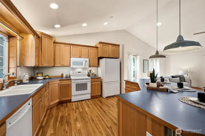 Plenty of cabinet space!