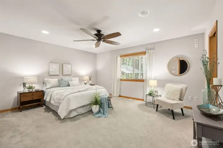Primary bedroom, all solid wood interior doors.