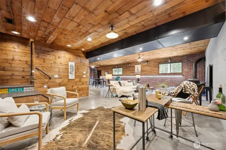 A perfect place for entraining, game nights or guests!