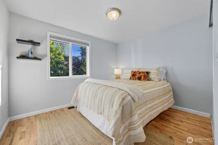 2nd bedroom