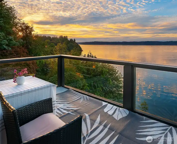 private deck from primary