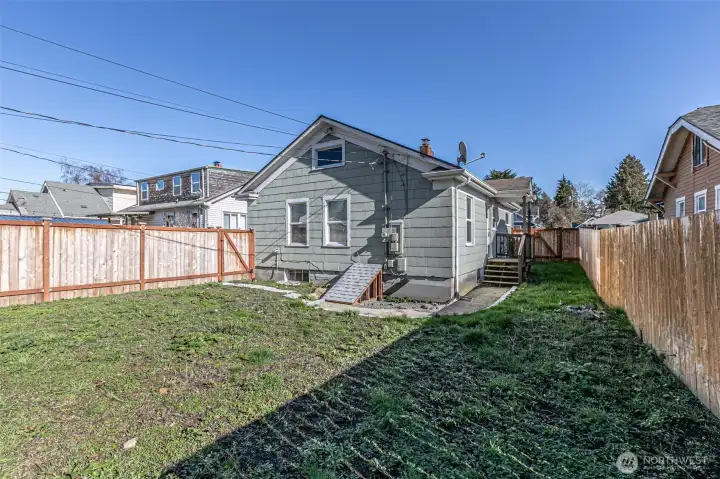 Back of Unit A & yard