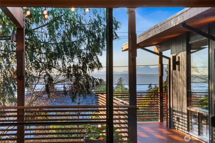 ...and always connected to the views.