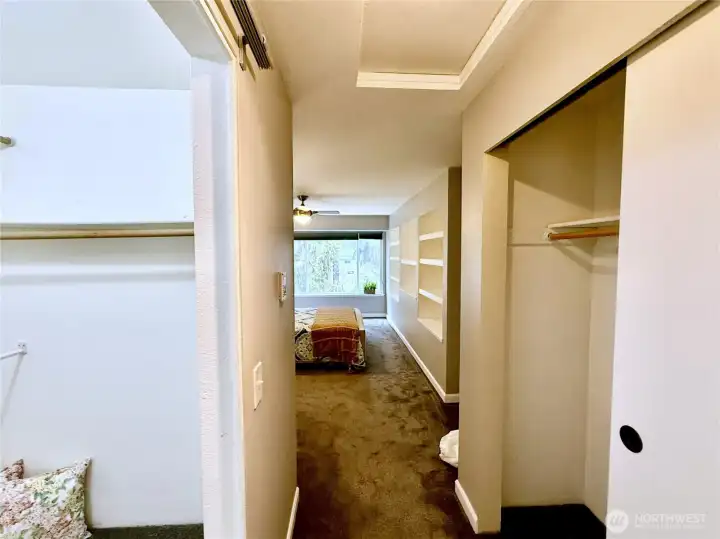 2 Closets:  1 Walk in / 1 traditional