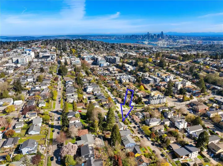 Home is conveniently located 1.5 miles to the West Seattle Bridge.