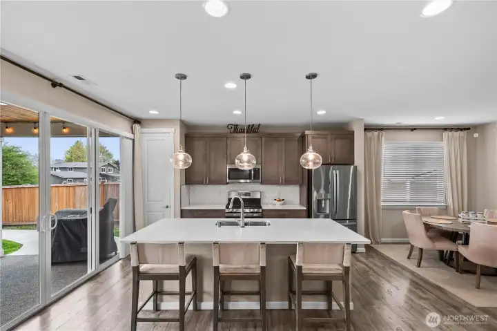 Gourmet kitchen