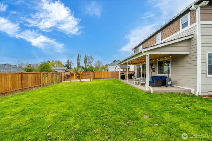 Plenty of space to play, garden & entertain