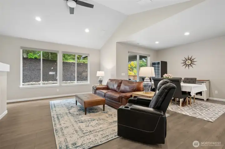 Motorized black-out blinds in all windows throughout