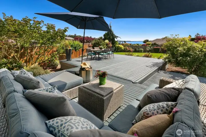 Deck with Sound View