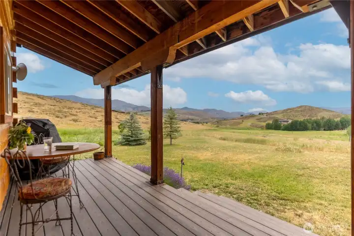 Morning coffee, afternoon iced tea or evening cocktails all begin and end right here on the covered porch overlooking meadows & surrounding mountains.