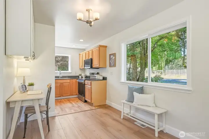 Room for a desk with a pretty backdrop for videos