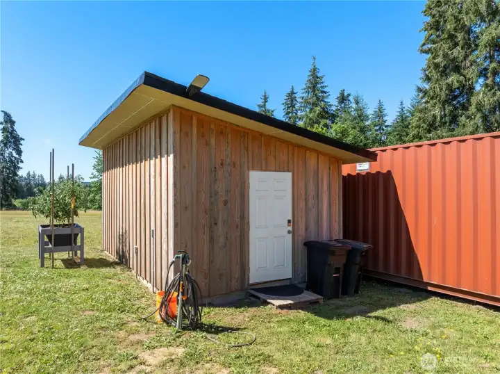 Well and well house installed.