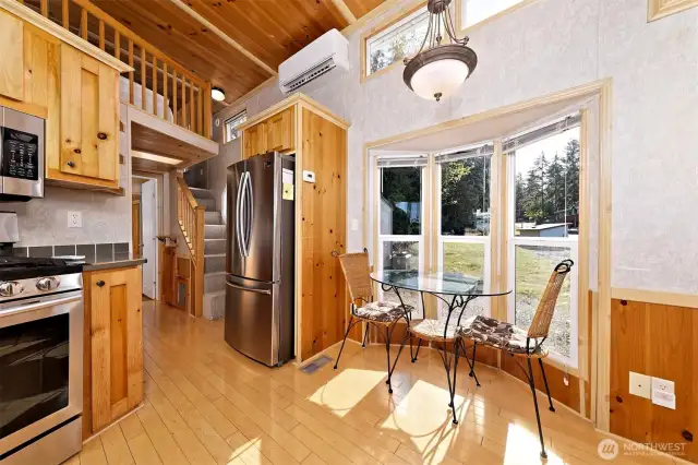 Breakfast nook