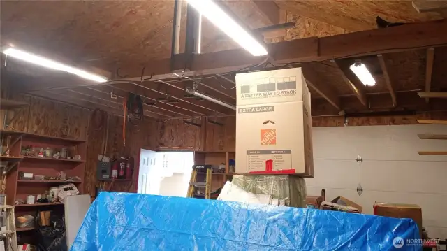 Detached garage