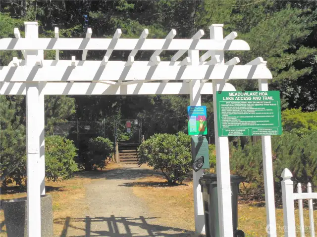 HOA , TRAILS AND LAKE ACCESS TO LONG LAKE