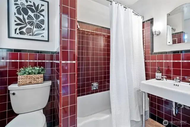 Full bath ensuite on main level den/bedroom - love this well cared for original work.