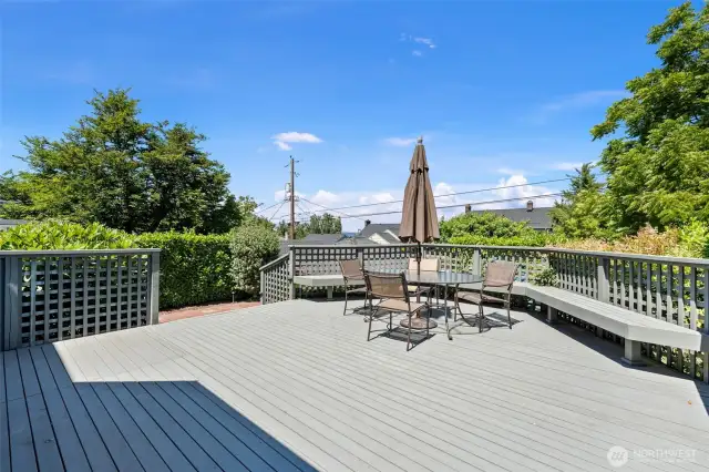 Generous outdoor space ideal for entertaining