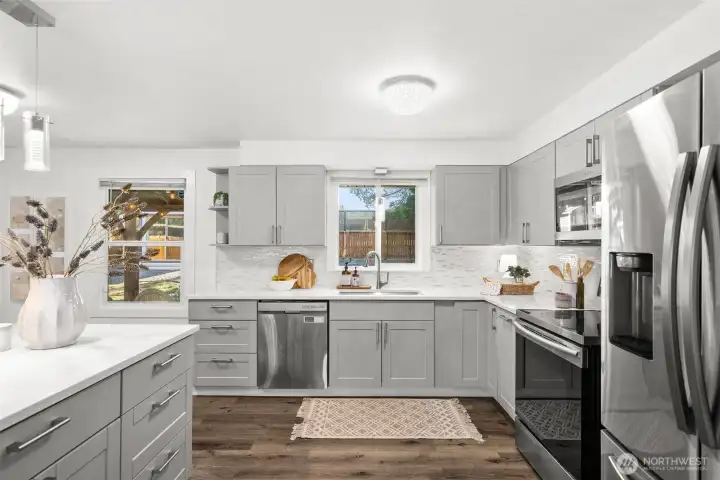 Look at this kitchen with all newer Samsung stainless appliances
