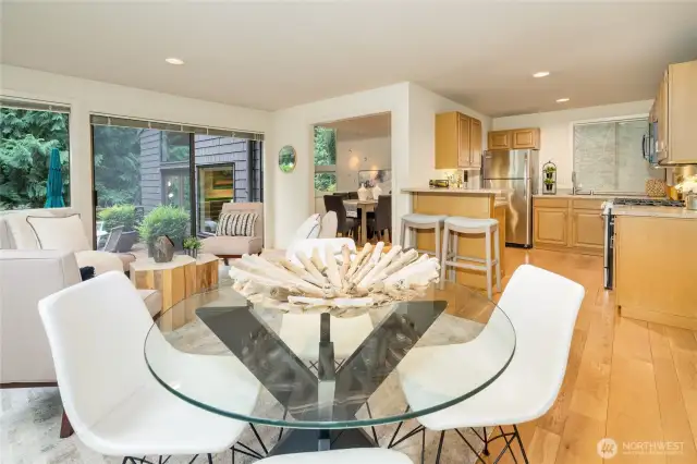 Flex-space off kitchen