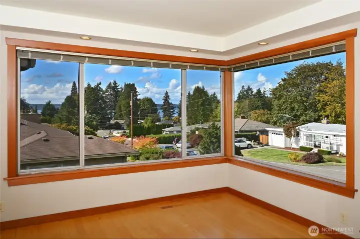 Corner windows accentuate the view and light.