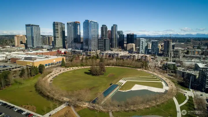 2 bldocks to the stunning French inspired downtown park