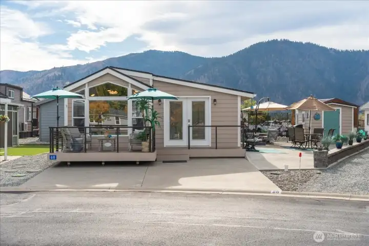 Front and center view of home