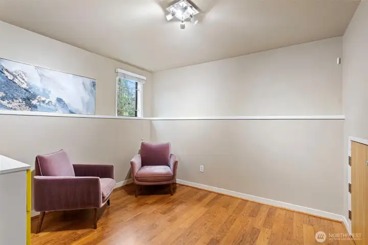 Bonus flex space easily convertible to office/bedroom.