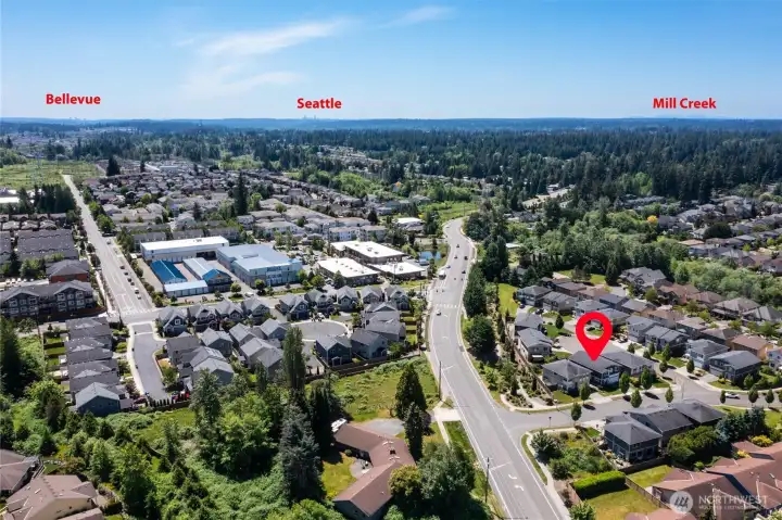 Located close to public transit makes commuting to Bellevue, Seattle, or Mill Creek a breeze