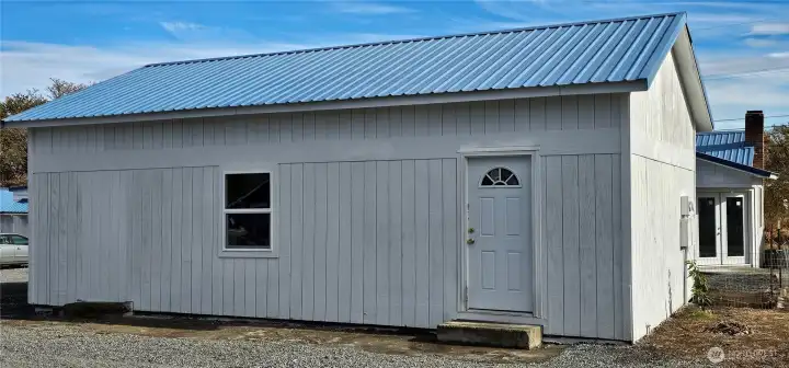 Extra building ready for buildout Extra building ready for buildout