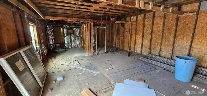 extra bldg plumbed and wired extra bldg plumbed and wired
