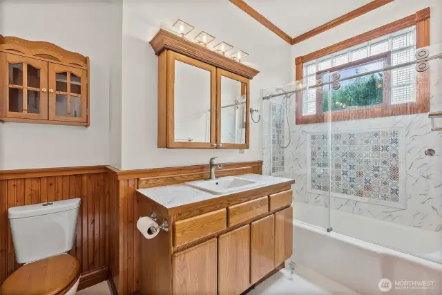 Main Floor Full Bathroom