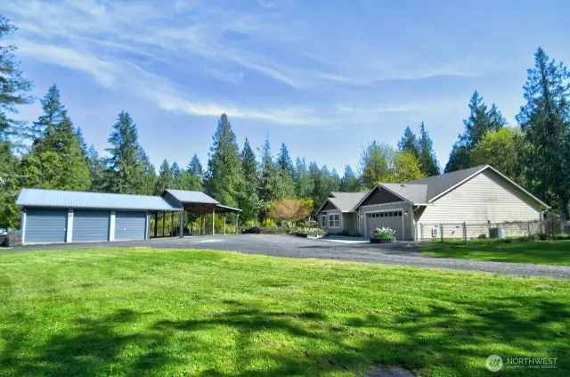 Side view of the home/shop.