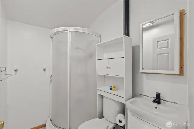 ADU 3/4 bath