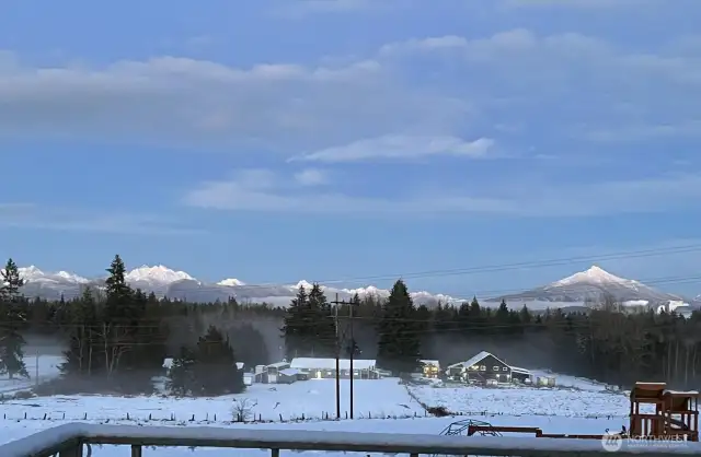 Another stunning east facing mountain view shot during the winter