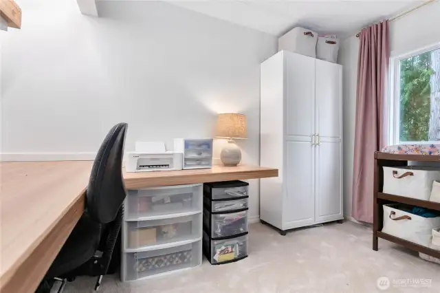 Office or Bedrom