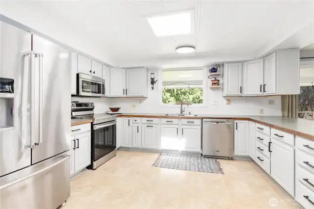 Updated kitchen!
