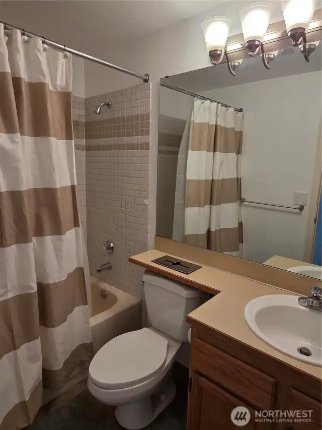 Full Guest Bathroom!