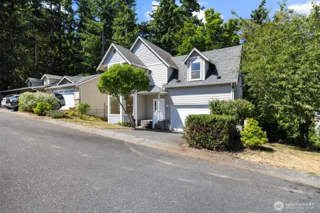 Looking at the home with such great curb appeal and a wonderful location.