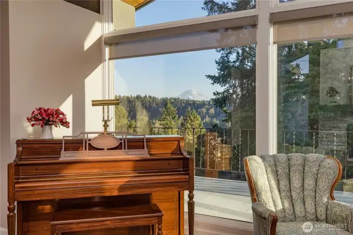 Rainier views from living room, dining room and deck!