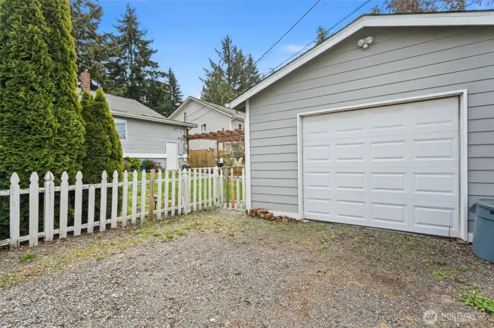 Additional off-street parking in driveway