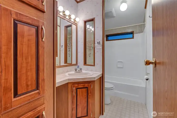 Bath 2 Bath 2