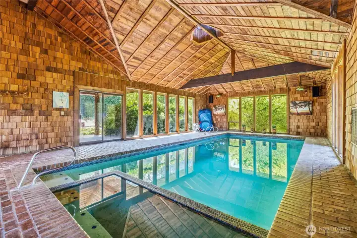 Indoor pool & hot tub