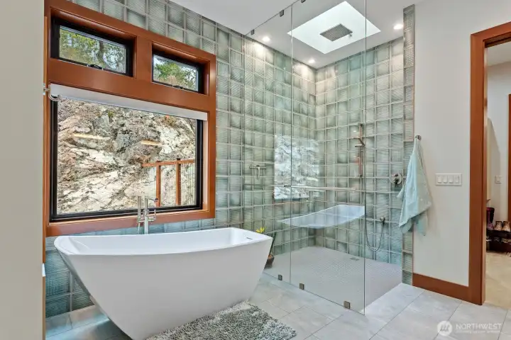 Wow, how can you not be relaxed after a soak in this setting.